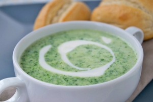 Creme-Suppe mit Hanfsamenmilch